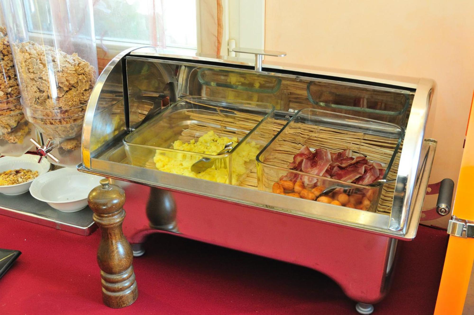 Hotel Villa Molinari Колекио Екстериор снимка