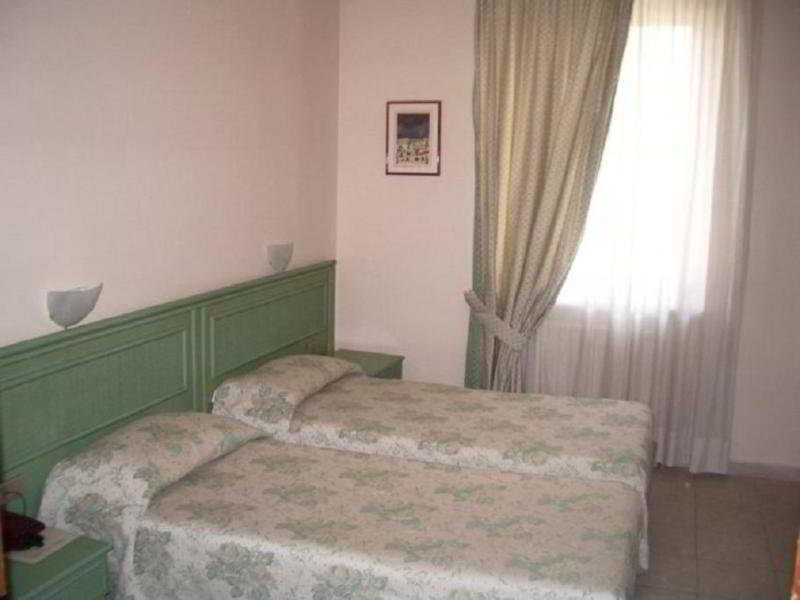 Hotel Villa Molinari Колекио Екстериор снимка