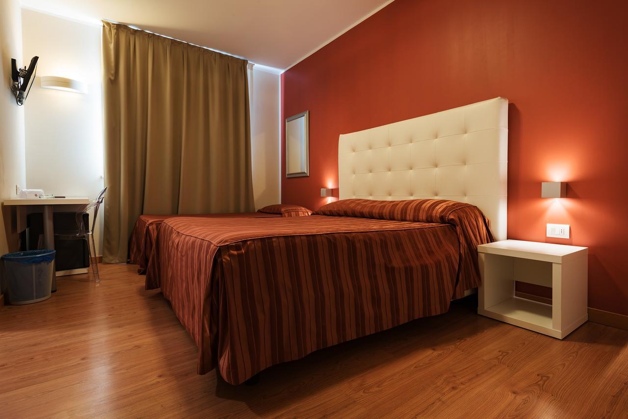 Hotel Villa Molinari Колекио Екстериор снимка