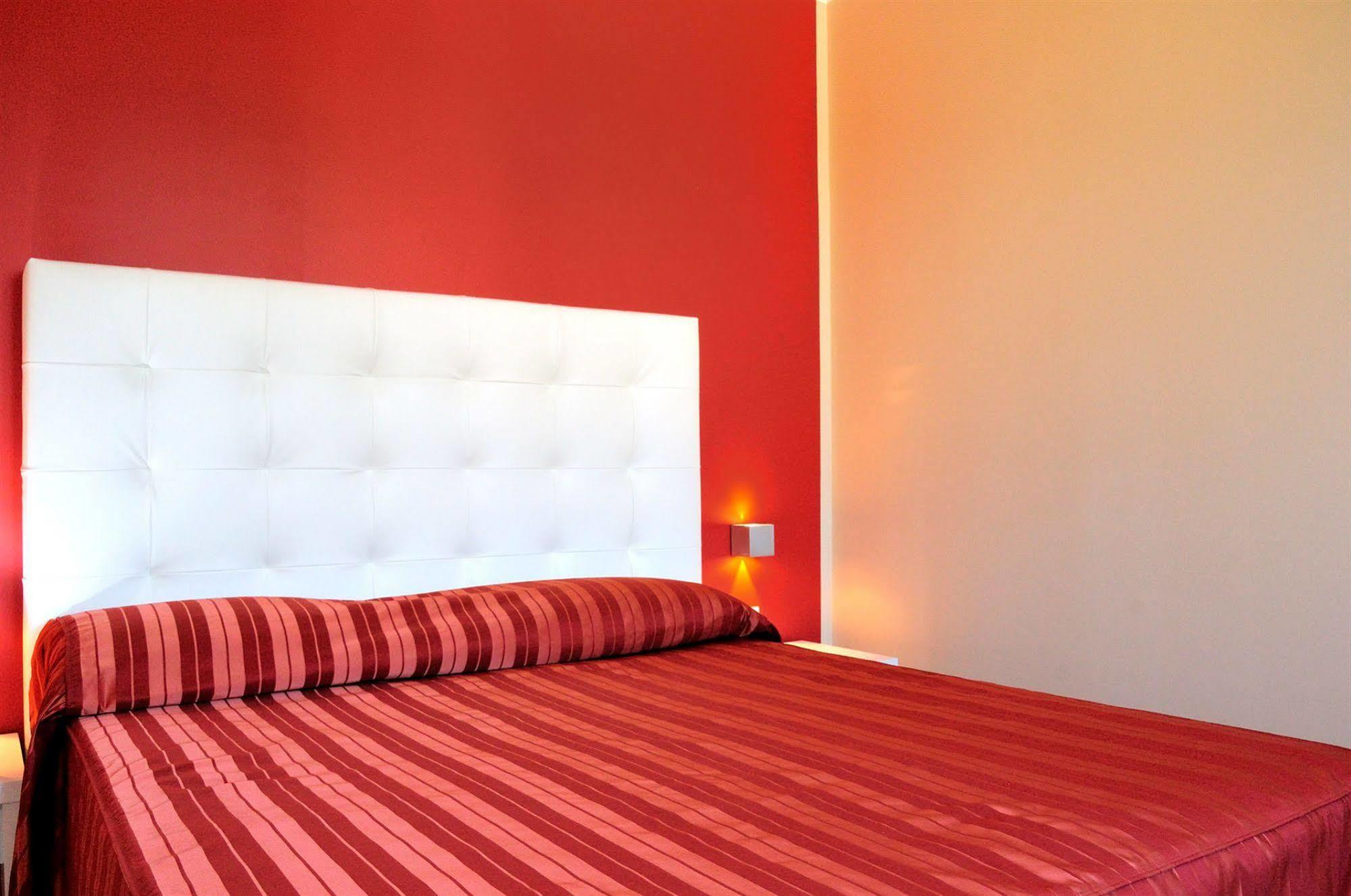 Hotel Villa Molinari Колекио Екстериор снимка