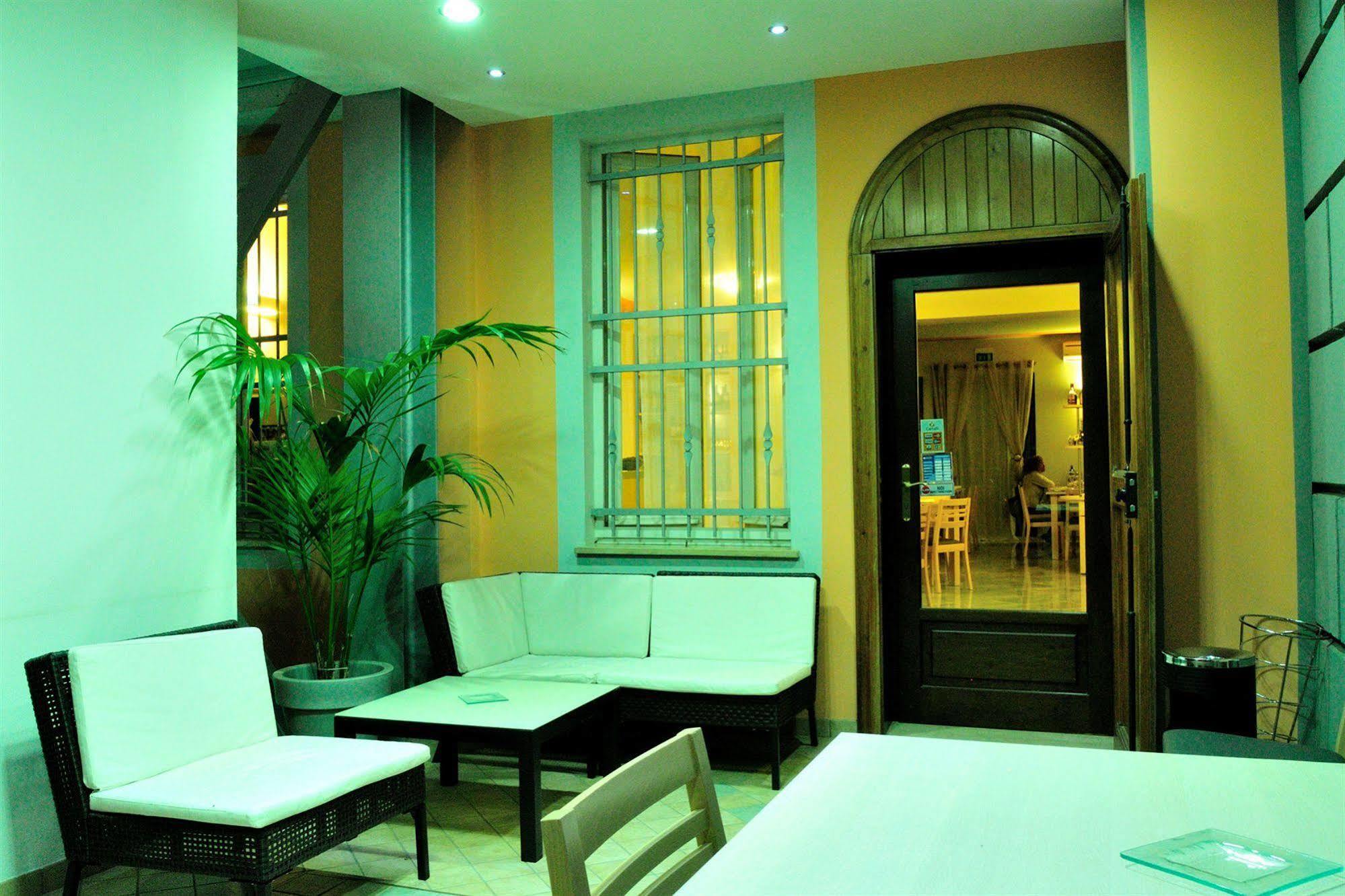 Hotel Villa Molinari Колекио Екстериор снимка